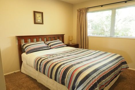 Photo of property in 8 Amner Place, Bluff Hill, Napier, 4110