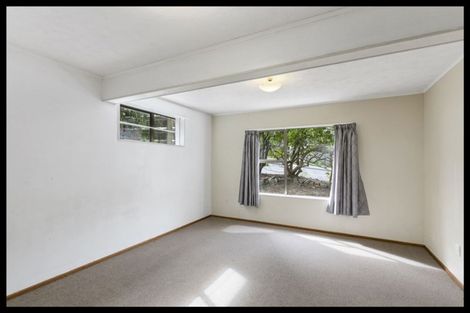 Photo of property in 53 Amapur Drive, Khandallah, Wellington, 6035