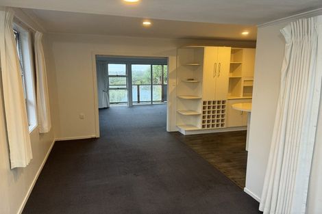 Photo of property in 9 Laurina Road, Sunnynook, Auckland, 0620