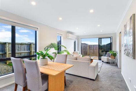 Photo of property in 9d North Ridge Drive, Rototuna North, Hamilton, 3210