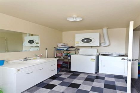 Photo of property in 105a Elizabeth Street, Riccarton, Christchurch, 8041