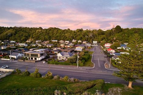 Photo of property in 184 Esplanade, Kaikoura, 7300