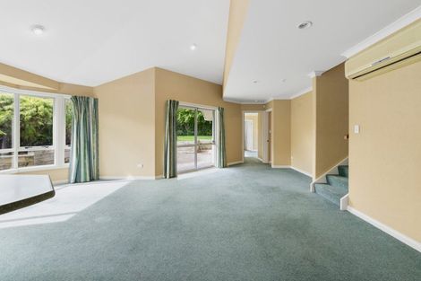 Photo of property in 25 Dixon Road, Fitzroy, Hamilton, 3206