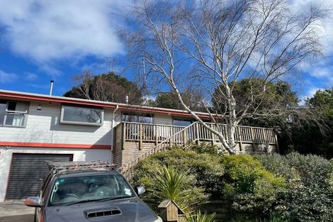 Photo of property in 4 Shackle Lane, Whitby, Porirua, 5024