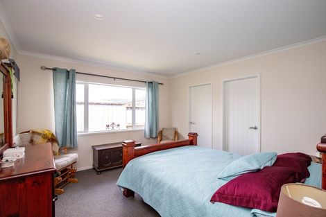 Photo of property in 59 Darlington Street, Ngatea, 3503