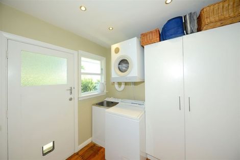 Photo of property in 8 Yardley Street, Avonhead, Christchurch, 8042
