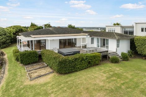 Photo of property in 797 Riddell Road, Saint Heliers, Auckland, 1071