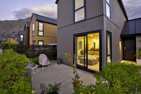 Photo of property in 29 Mulholland Drive, Jacks Point, 9371