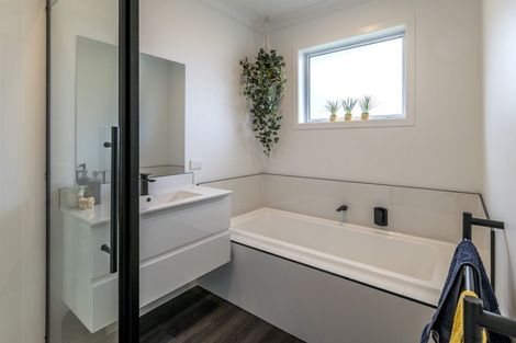 Photo of property in 3a Chrystall Street, Foxton Beach, Foxton, 4815