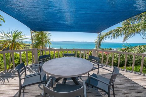 Photo of property in 39 Seaview Road, Cable Bay, 0420