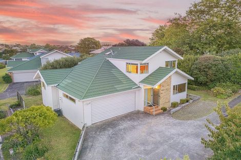 Photo of property in 894 Whangaparaoa Road, Manly, Whangaparaoa, 0930