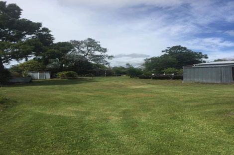 Photo of property in 351 Main Road, Huapai, Kumeu, 0810