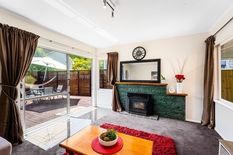 Photo of property in 28 Lowry Crescent, Stokes Valley, Lower Hutt, 5019