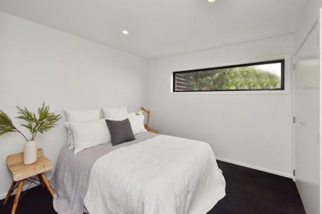 Photo of property in 6 Craigieburn Lane, Mount Pleasant, Christchurch, 8081