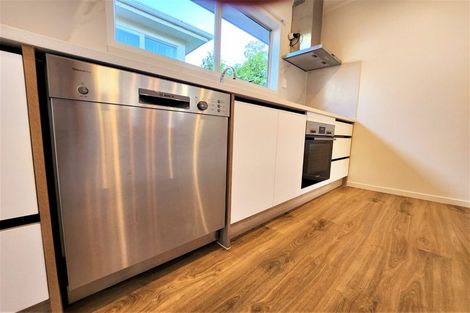 Photo of property in 34 Camelot Place, Glenfield, Auckland, 0629