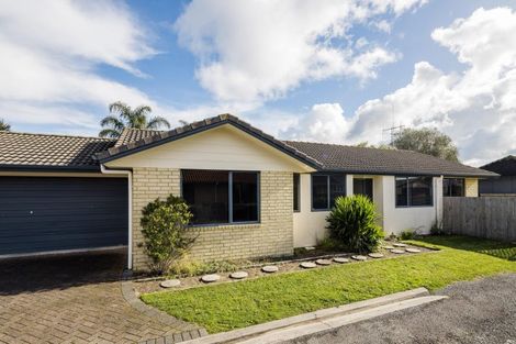 Photo of property in 11 Tranmere Road, Fairfield, Hamilton, 3214