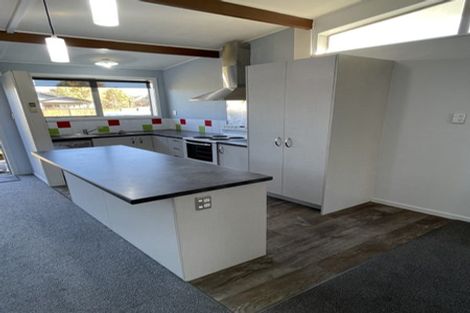 Photo of property in 2/17 Wills Street, Ashburton, 7700