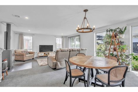 Photo of property in 27 Westpark Boulevard, Rangiora, 7400