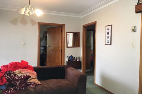 Photo of property in 2/7 Great South Road, Manurewa, Auckland, 2102