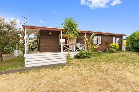 Photo of property in 11 Barbara Grove, Papamoa Beach, Papamoa, 3118