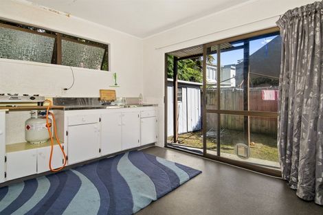 Photo of property in 10a Seaway Terrace, Otumoetai, Tauranga, 3110