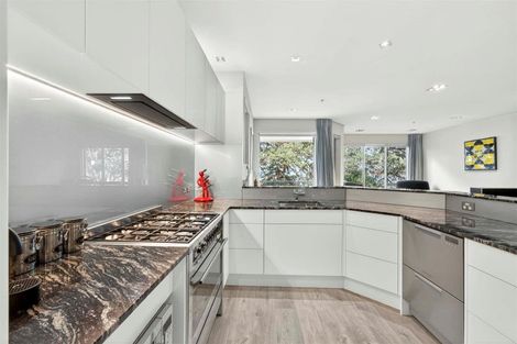 Photo of property in 1/7 The Promenade, Takapuna, Auckland, 0622