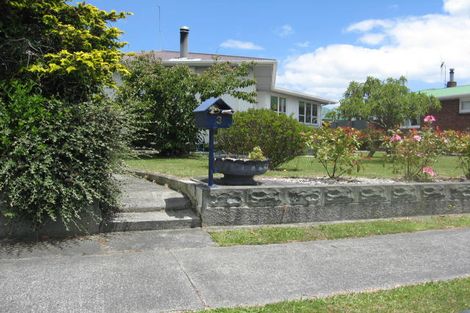 Photo of property in 3 Keith Elliott Street, Feilding, 4702