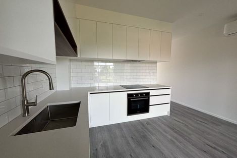 Photo of property in 2/39 Dale Crescent, Pakuranga, Auckland, 2010