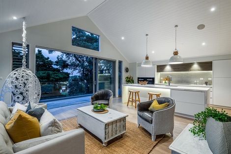 Photo of property in 7a Prospect Terrace, Milford, Auckland, 0620