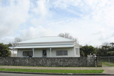 Photo of property in 44 Miro Street, Inglewood, 4330