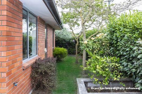 Photo of property in 1/11 North Avon Road, Richmond, Christchurch, 8013