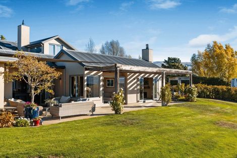 Photo of property in 10 Old Golf Course Road, Bridge Hill, Alexandra, 9320