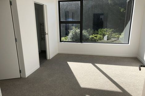 Photo of property in 43 Rua Kai Way, Brooklyn, Wellington, 6021
