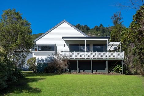 Photo of property in 22 Boojum Dell, Kinloch, Taupo, 3377