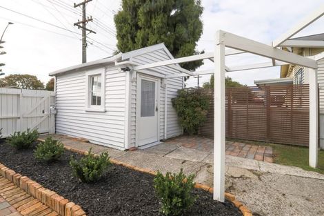 Photo of property in 71 Avalon Drive, Nawton, Hamilton, 3200