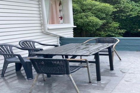 Photo of property in 39 Onslow Road, Khandallah, Wellington, 6035