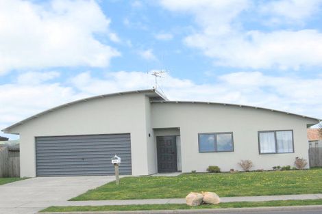 Photo of property in 298 Gravatt Road, Papamoa Beach, Papamoa, 3118