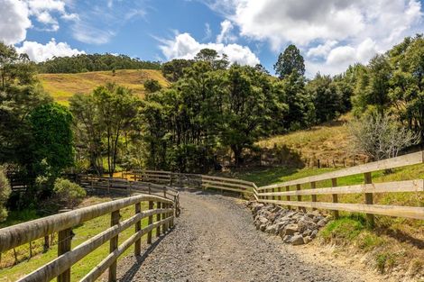 Photo of property in 105 Zanders Road, Helensville, Waimauku, 0882