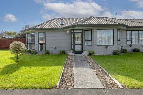 Photo of property in 36 Easton Way, Levin, 5510