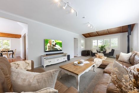 Photo of property in 55 Kaipara Portage Road, Riverhead, 0820