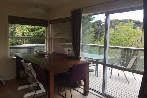 Photo of property in 2/26 Coroglen Avenue, Birkenhead, Auckland, 0626