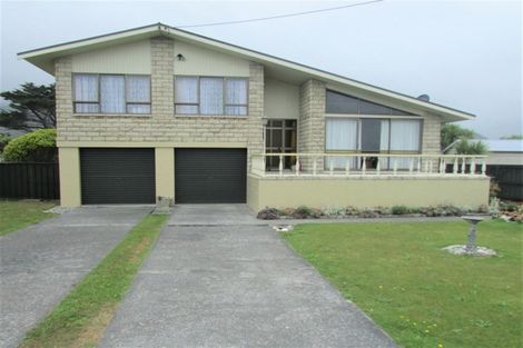 Photo of property in 28 Domett Esplanade, Cobden, Greymouth, 7802