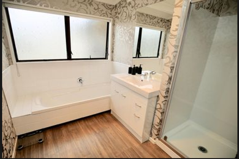 Photo of property in 4 Matipo Crescent, Pukete, Hamilton, 3200