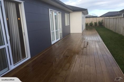 Photo of property in 17 Mangatiti Street, Papakura, 2110