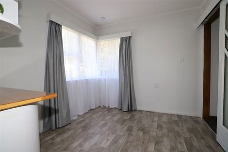 Photo of property in 8 Fyson Place, Hawera, 4610