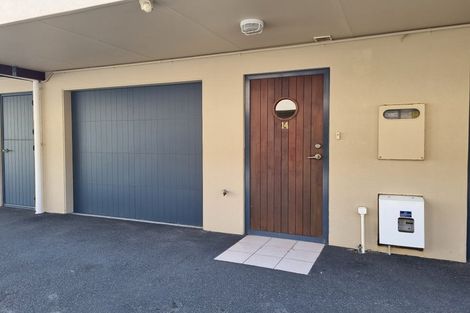Photo of property in 36n Maunganui Road, Mount Maunganui, 3116