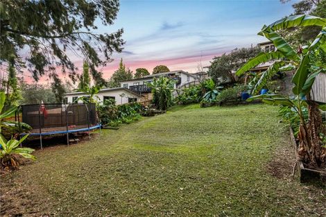 Photo of property in 7 Fernhaven Place, Massey, Auckland, 0614