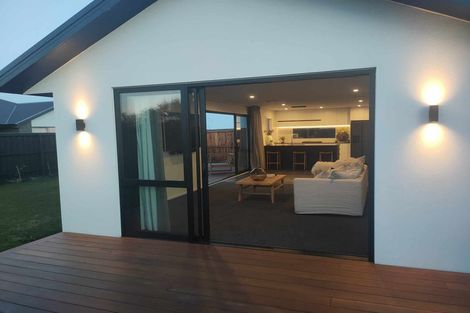 Photo of property in 177 Townsend Road, Rangiora, 7400