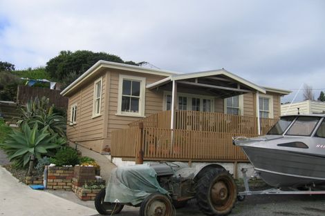 Photo of property in 11 Urquharts Bay Road, Whangarei Heads, Whangarei, 0174