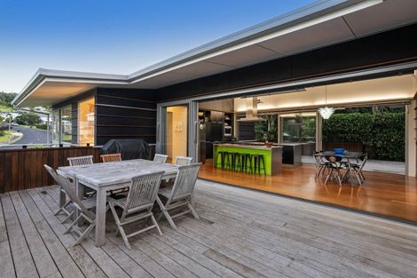 Photo of property in 107 Russell Bruce Place, Onemana, Whangamata, 3691